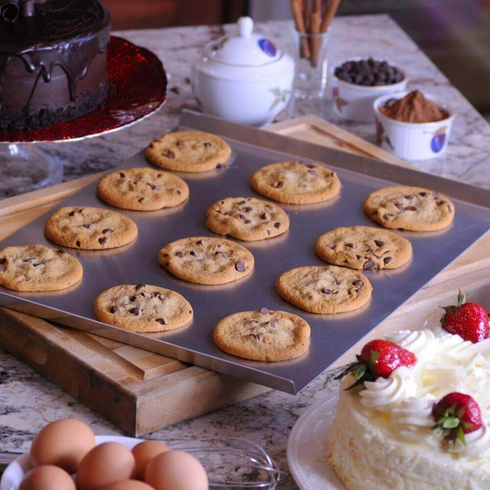 Cookie Sheet, Made in Canada - Crown Cookware