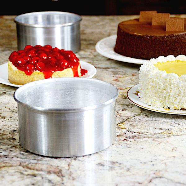 Complete Guide to Commercial Baking Pans and Bakeware