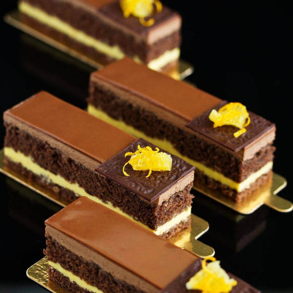 Cake Pan Extender - Crown Cookware