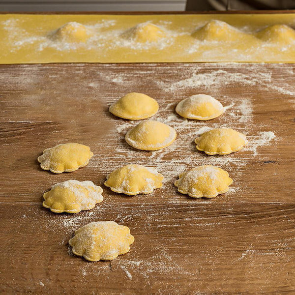 Aluminum Ravioli Maker: Flower Shape