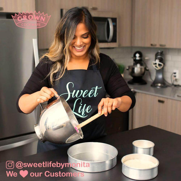 Round cake pan, 2 inches deep, high quality, durable, food-grade aluminum baking pan (Crown Customer pouring cake batter into pans) - Crown Cookware