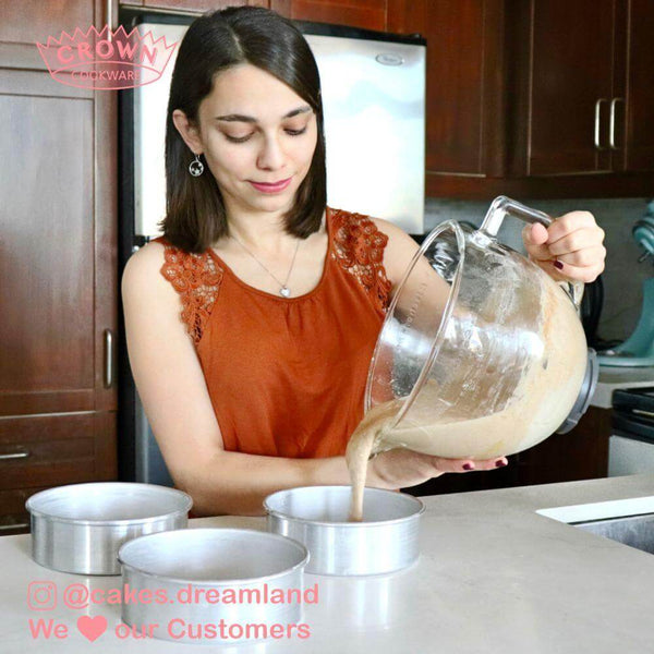 Round cake pan, 3 inches deep, high quality, durable, food-grade aluminum baking pan (Crown Customer pouring cake batter into pans) - Crown Cookware